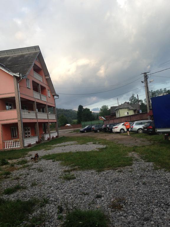 Pensiunea Colt De Rai Săcel Eksteriør billede