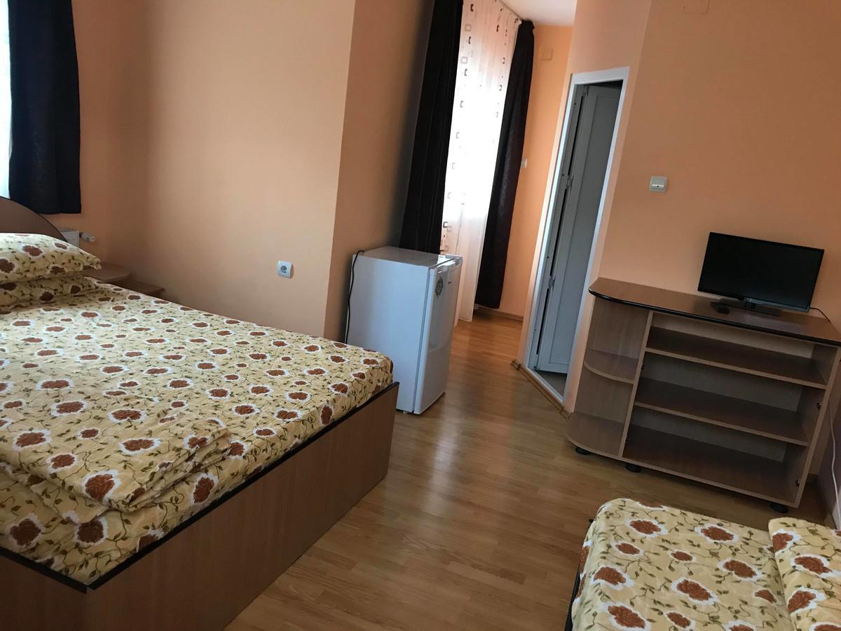 Pensiunea Colt De Rai Săcel Eksteriør billede